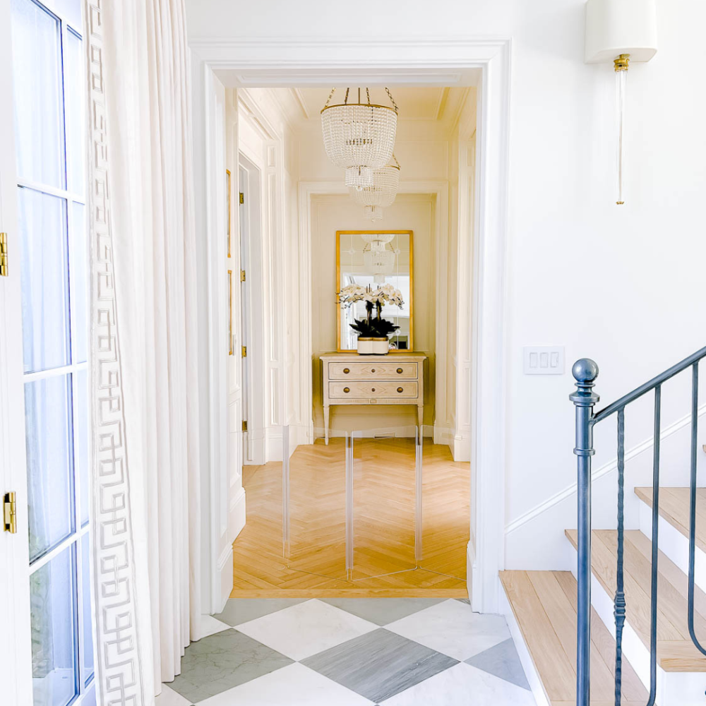 hiddin clear lucite zig zag pet gate