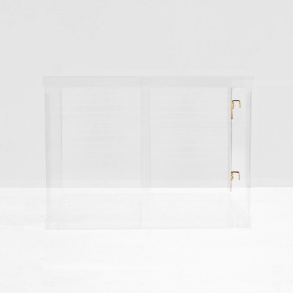 Large Crate (Gold Latch)