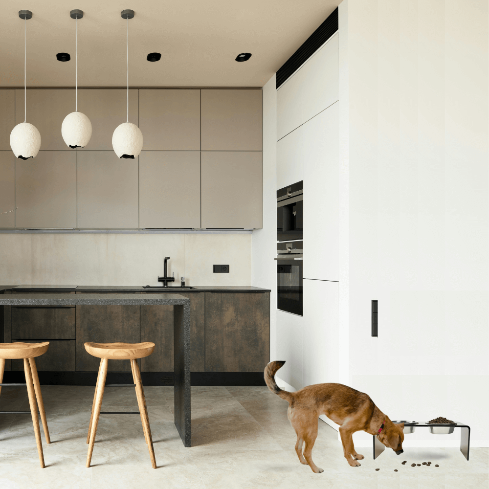 Medium Bronze Feeder