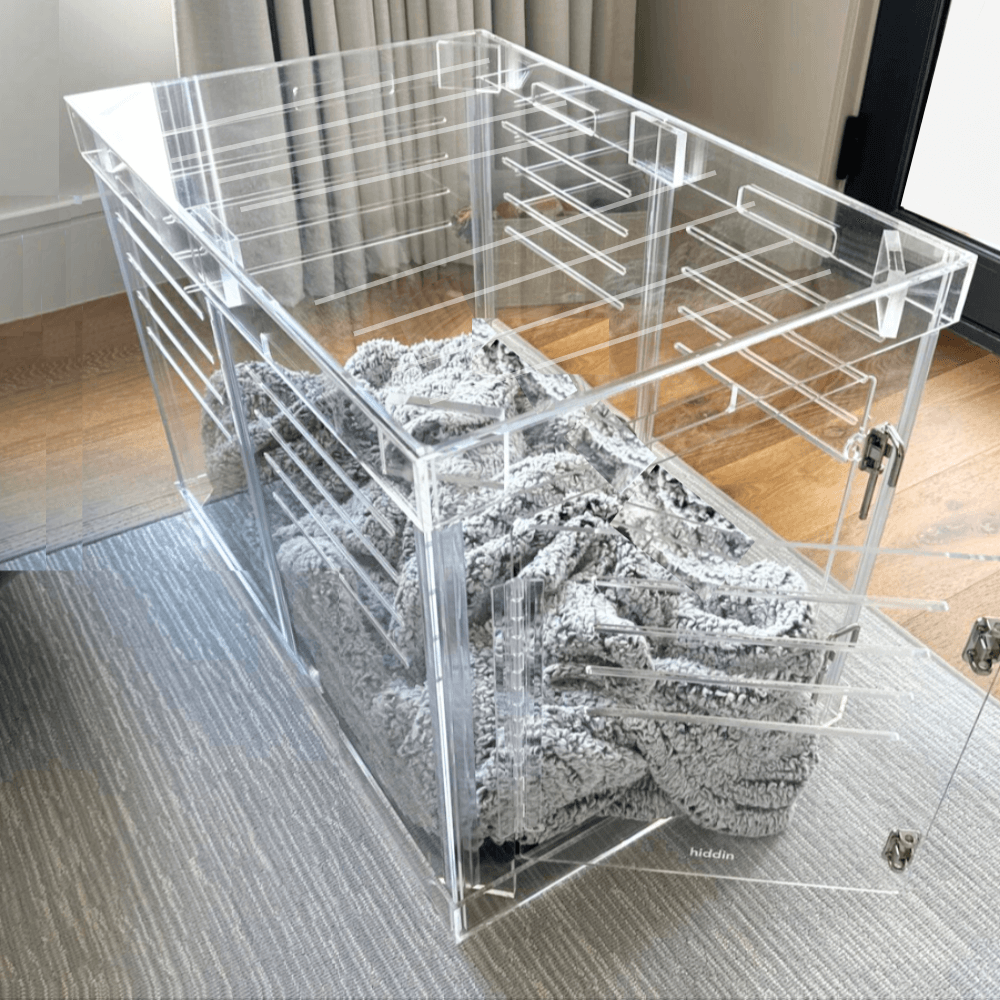 Medium Crate (Silver Latch)