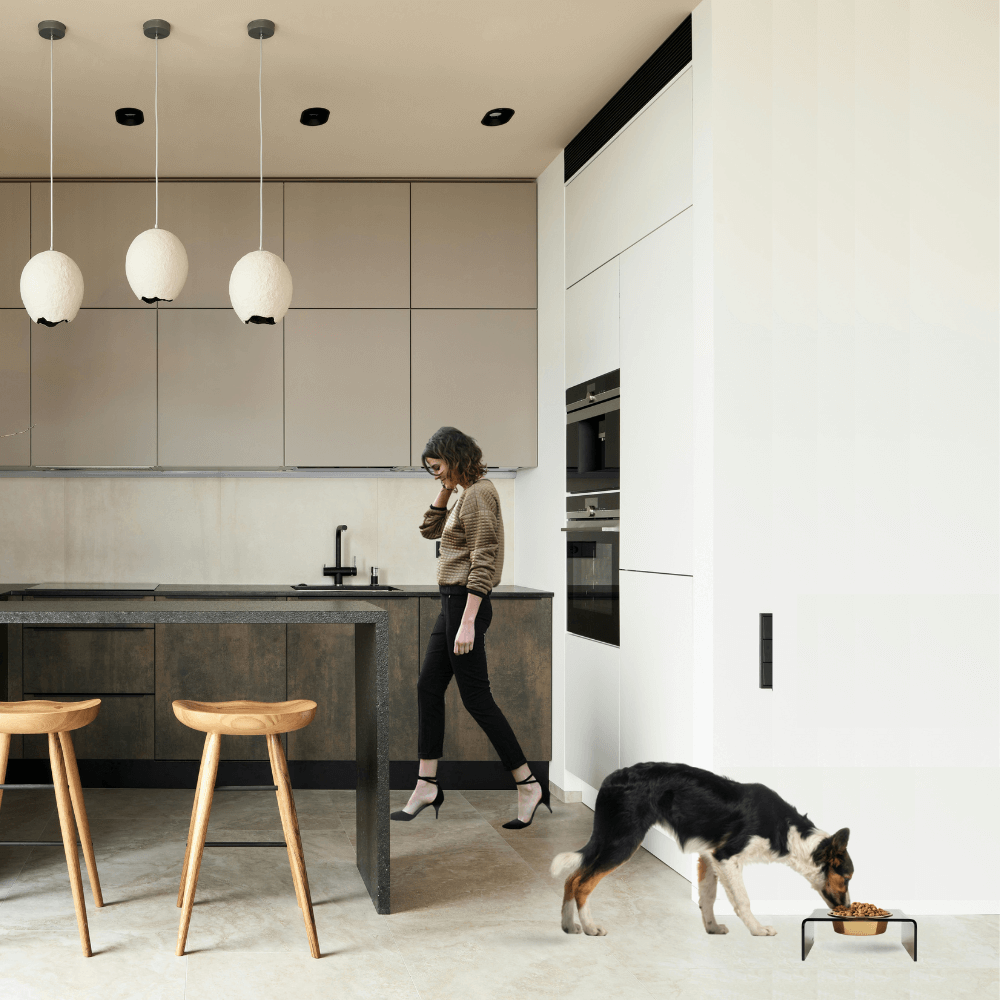 Single Bronze Feeder