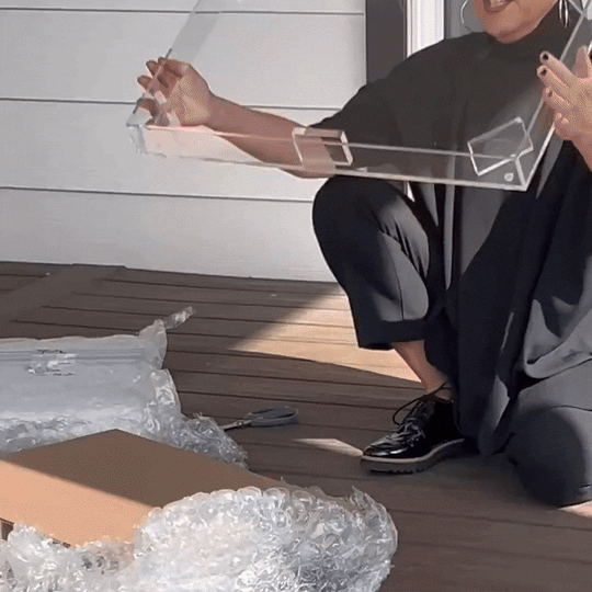 Large Crate (Gold Latch)