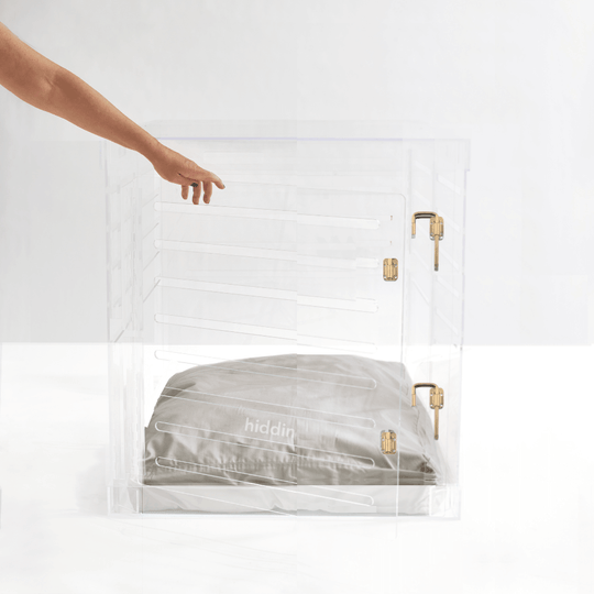 Large Crate (Gold Latch)