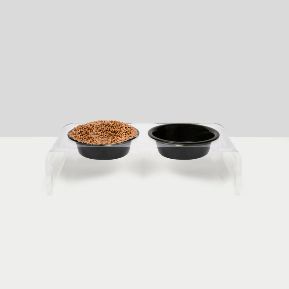 Small Black & White Feeder