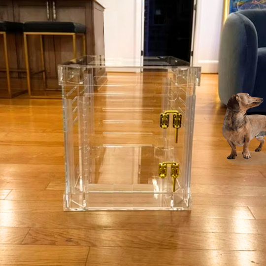 Small Crate (Gold Latch)
