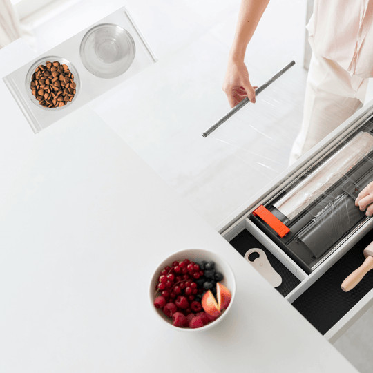 Medium Glass Bowl Feeder