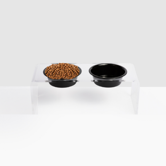 Medium Black & White Feeder