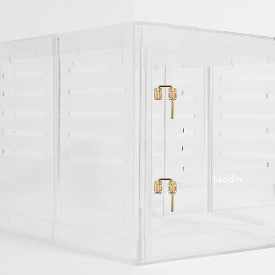 Medium Crate (Gold Latch)