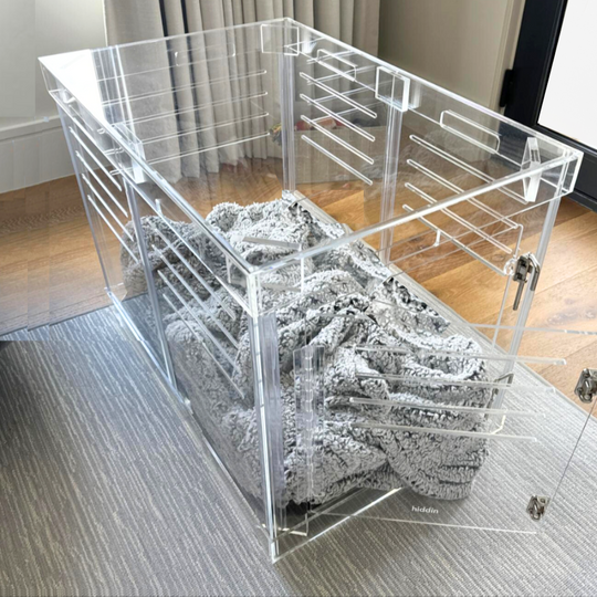 Medium Crate (Silver Latch)