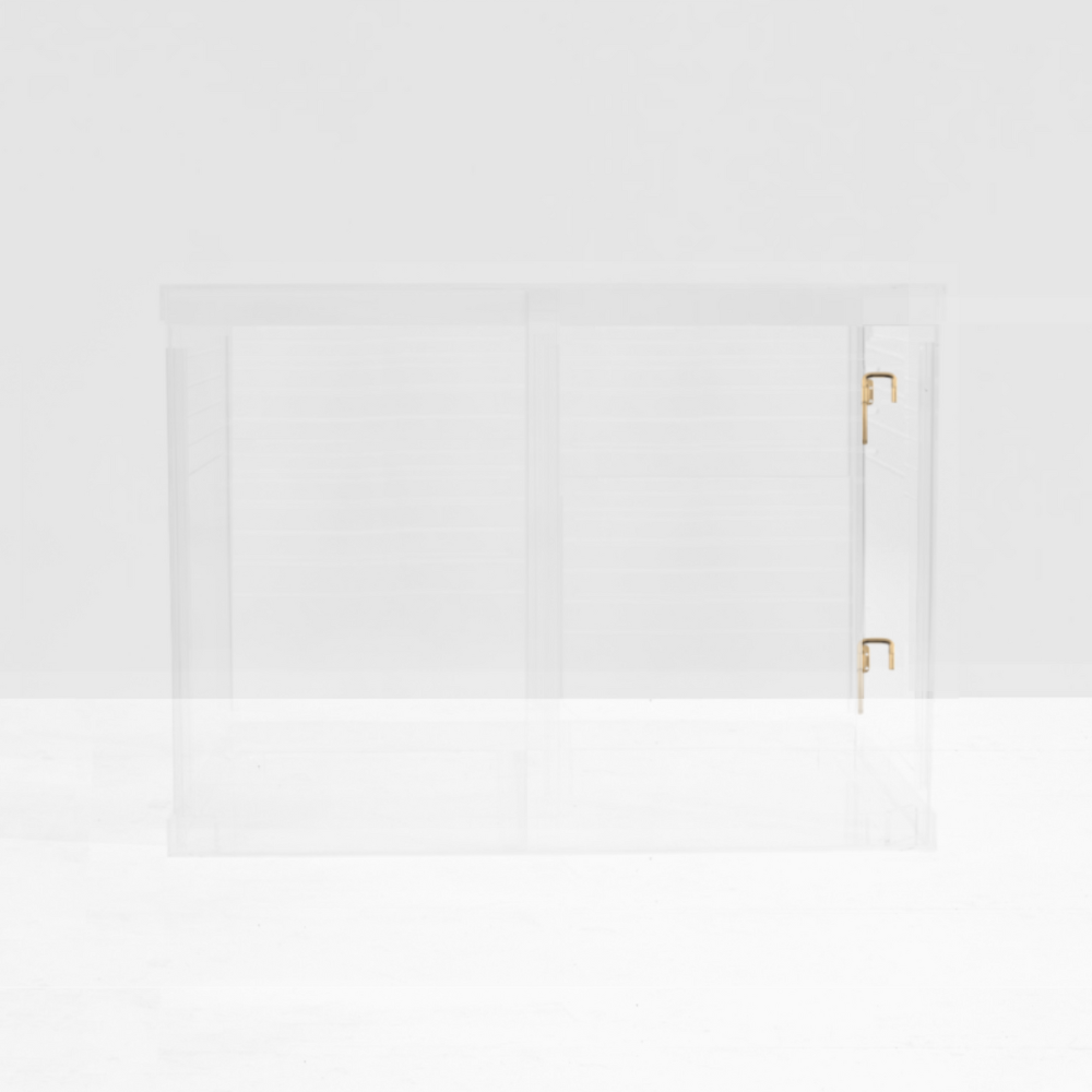 Large Crate (Gold Latch)
