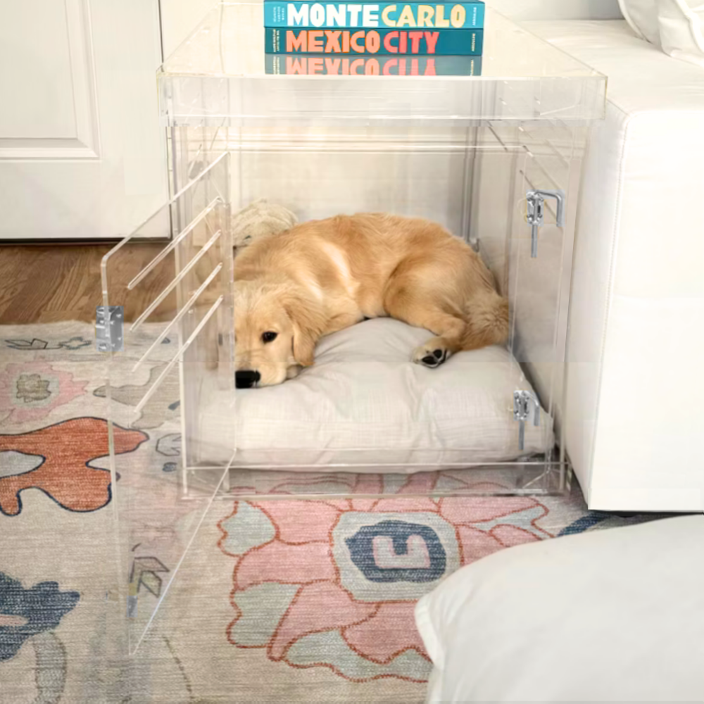 Medium Crate (Silver Latch)