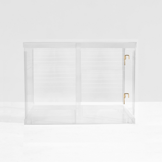 Medium Crate (Gold Latch)