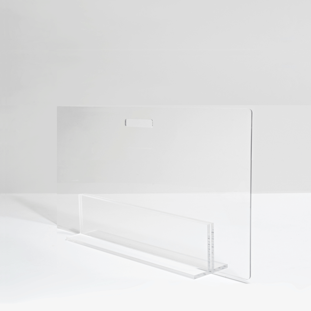 Low Panel Gate