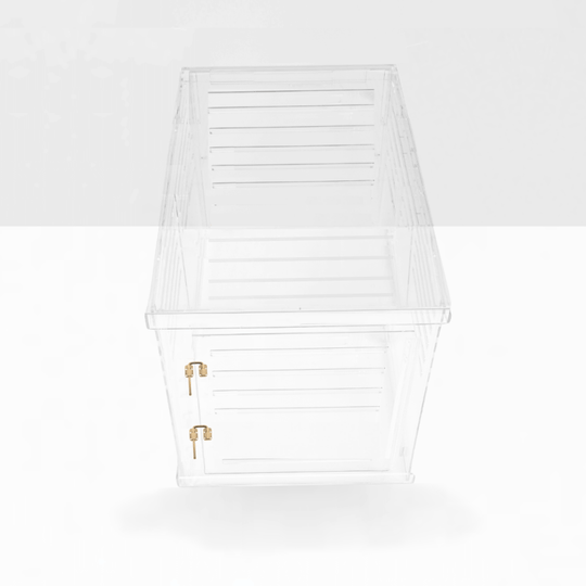 Small Crate (Gold Latch)