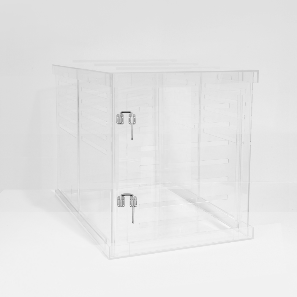 Small Crate (Silver Latch)