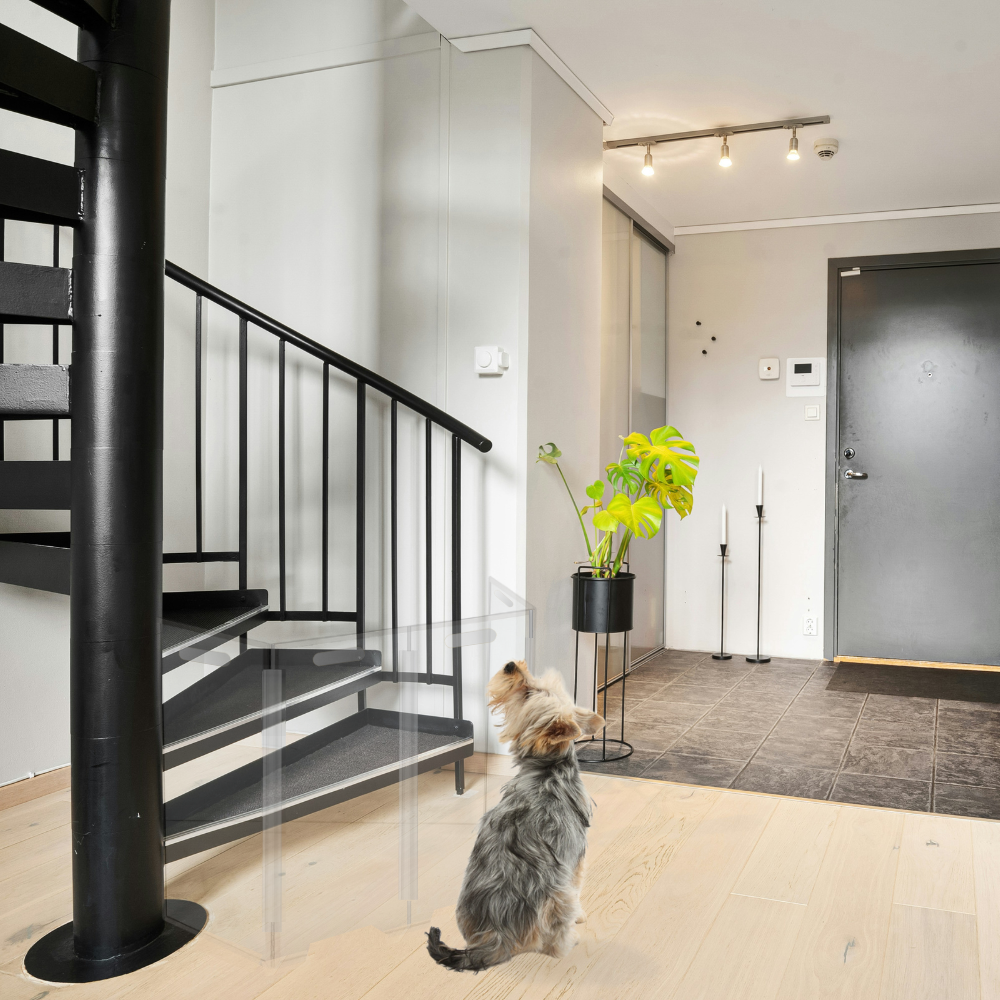 Clean Front Pet Gate